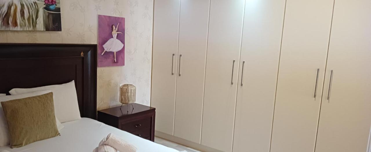 Revi'S Apartments 네오스마르마라스 외부 사진
